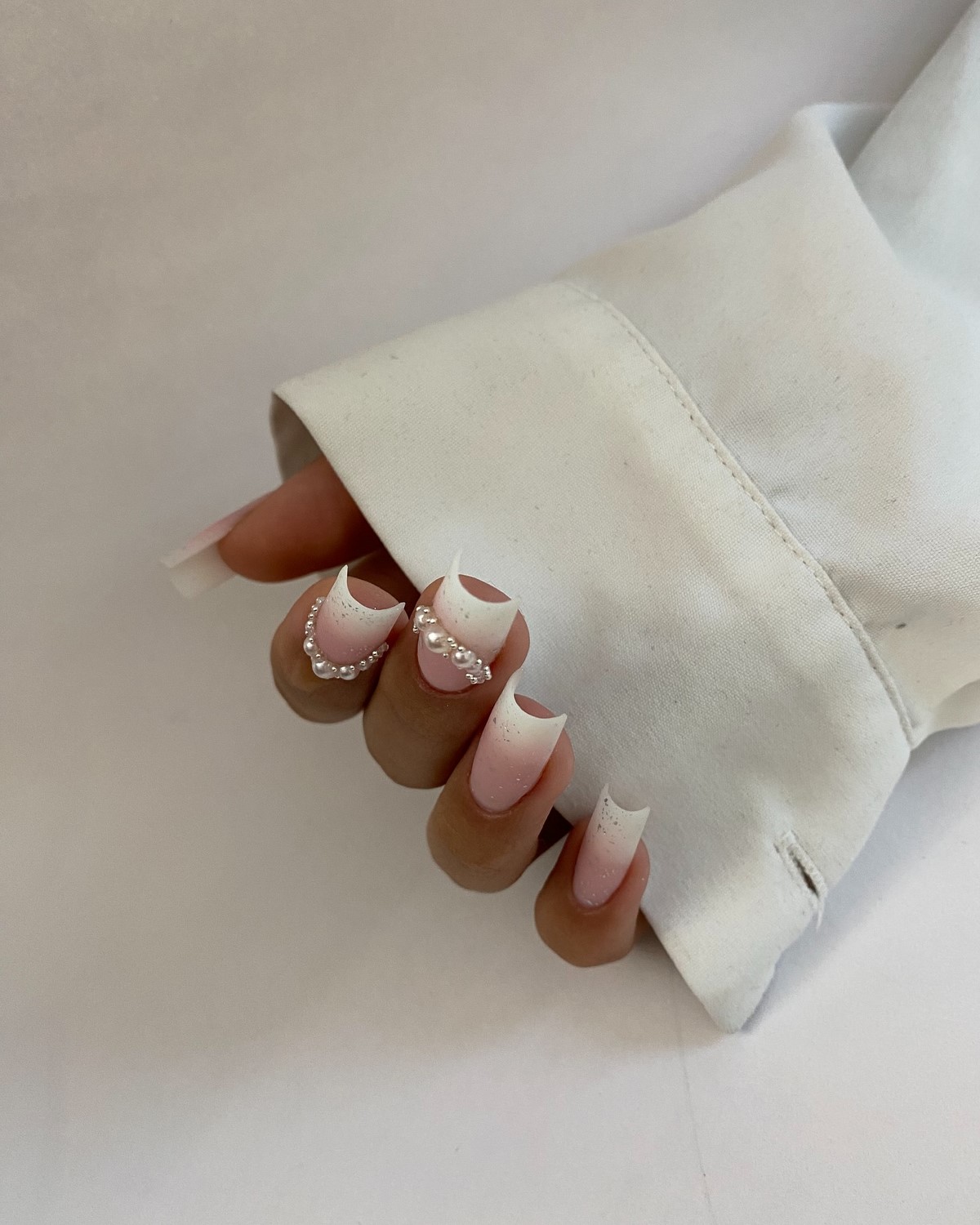 Новые тренды маникюра на лето 2026 – главные новинки сезона