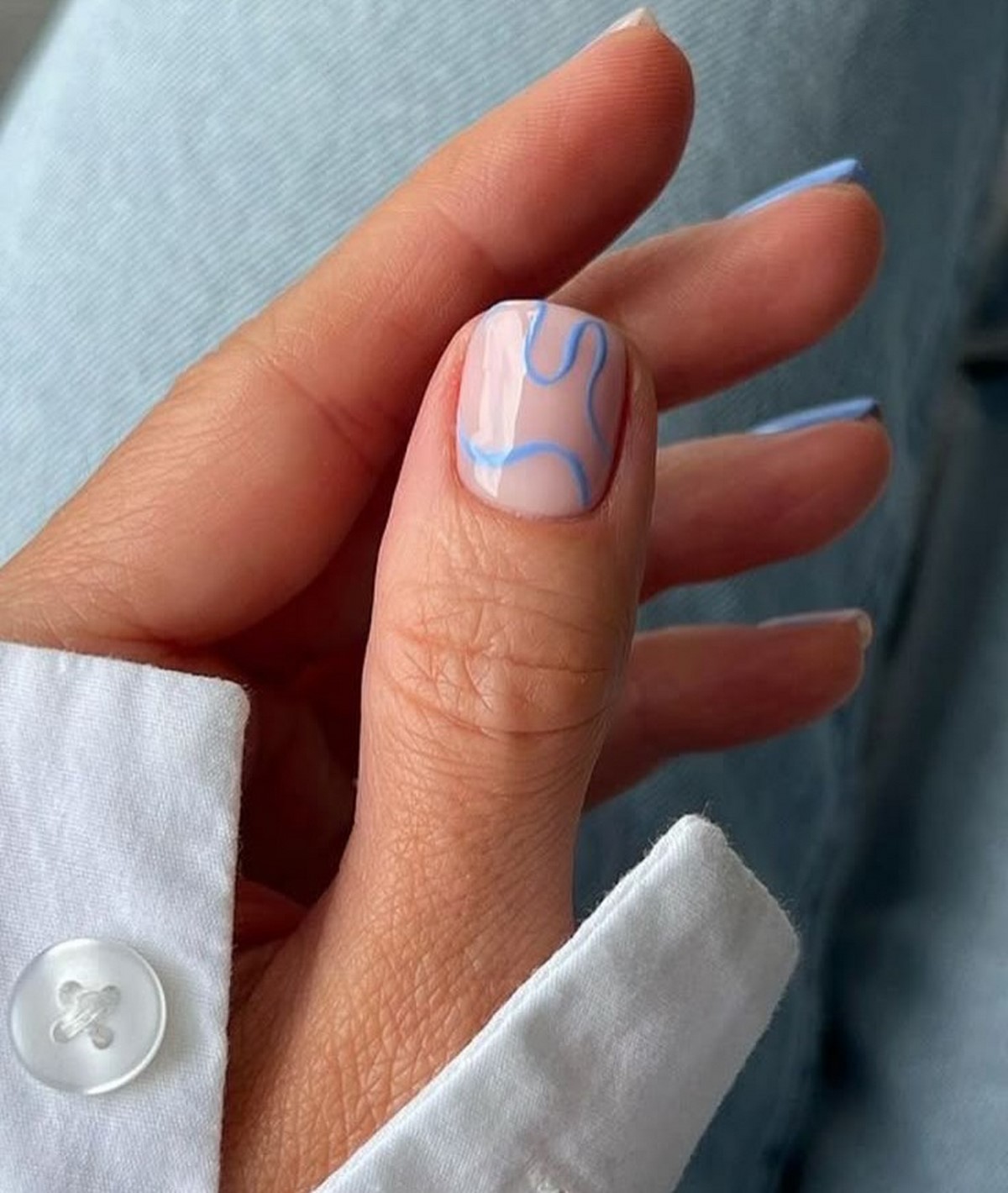 Новые тренды маникюра на лето 2026 – главные новинки сезона