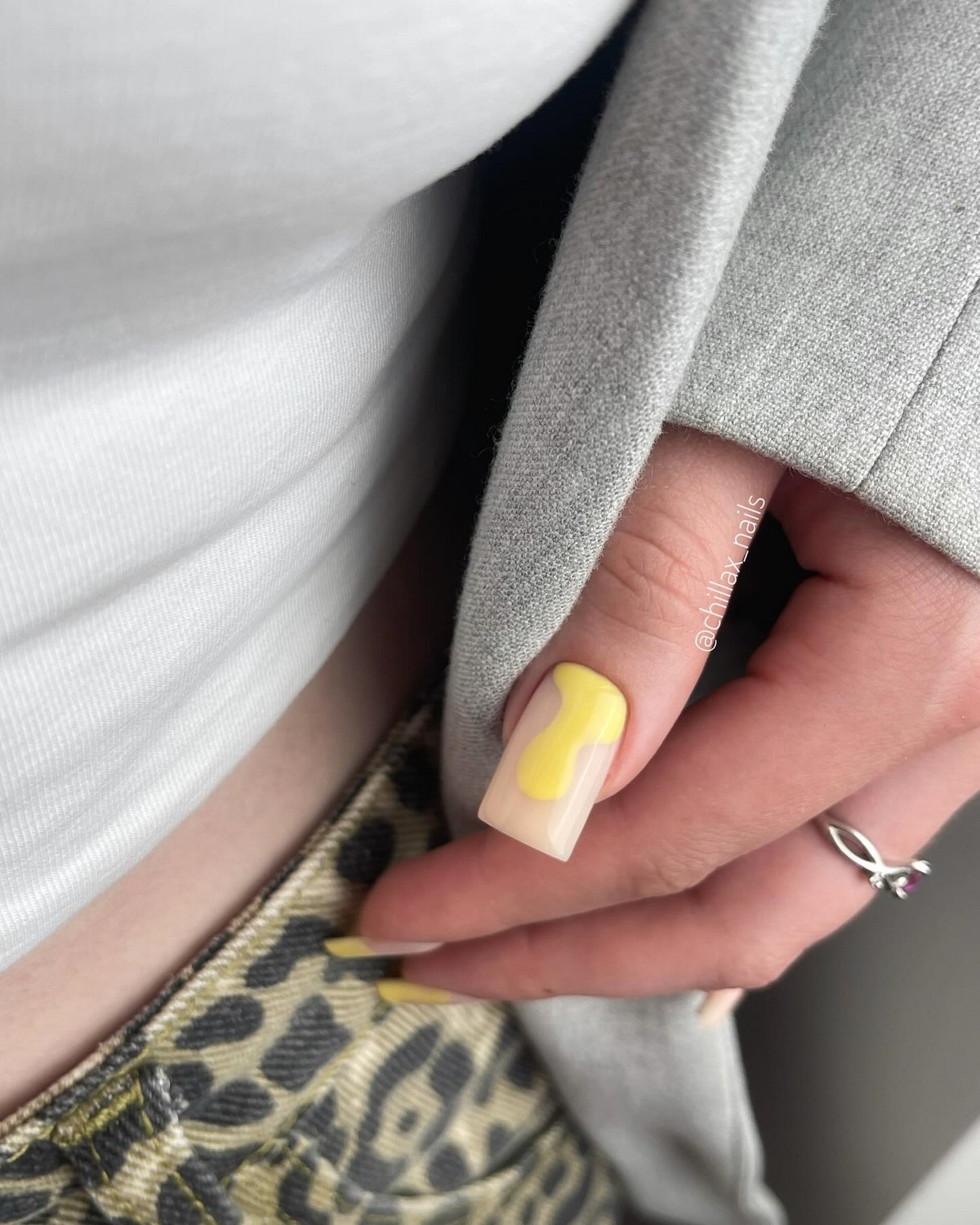 Модный маникюр в июле 2026: лучшие идеи для стильного лета