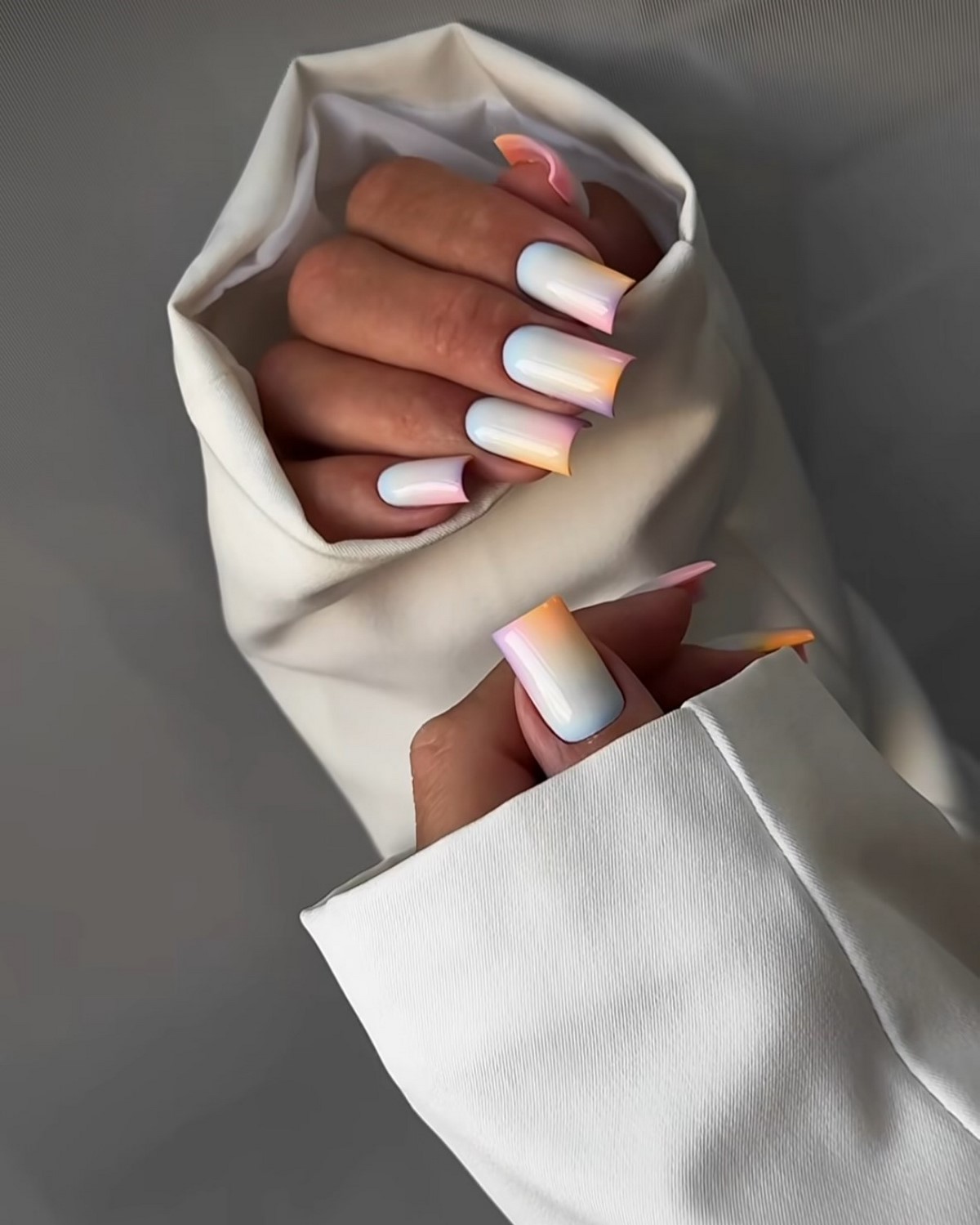 Модный маникюр в июле 2026: лучшие идеи для стильного лета