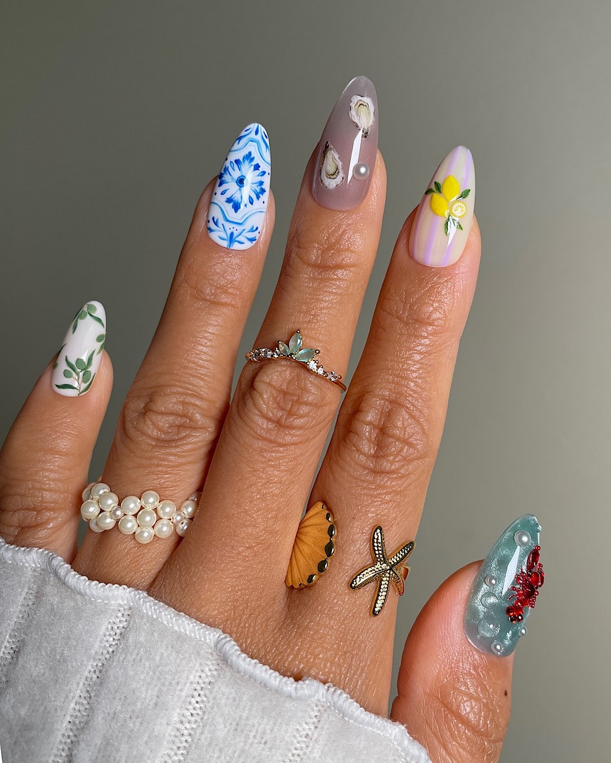 Модный маникюр в июле 2026: лучшие идеи для стильного лета