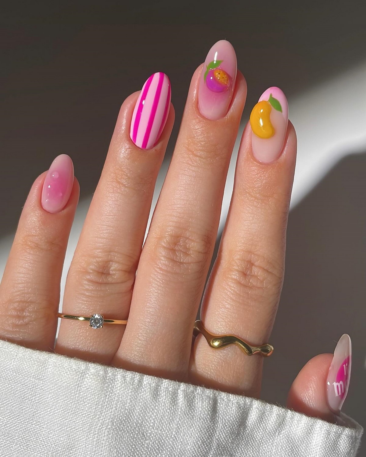 Модный маникюр в июле 2026: лучшие идеи для стильного лета