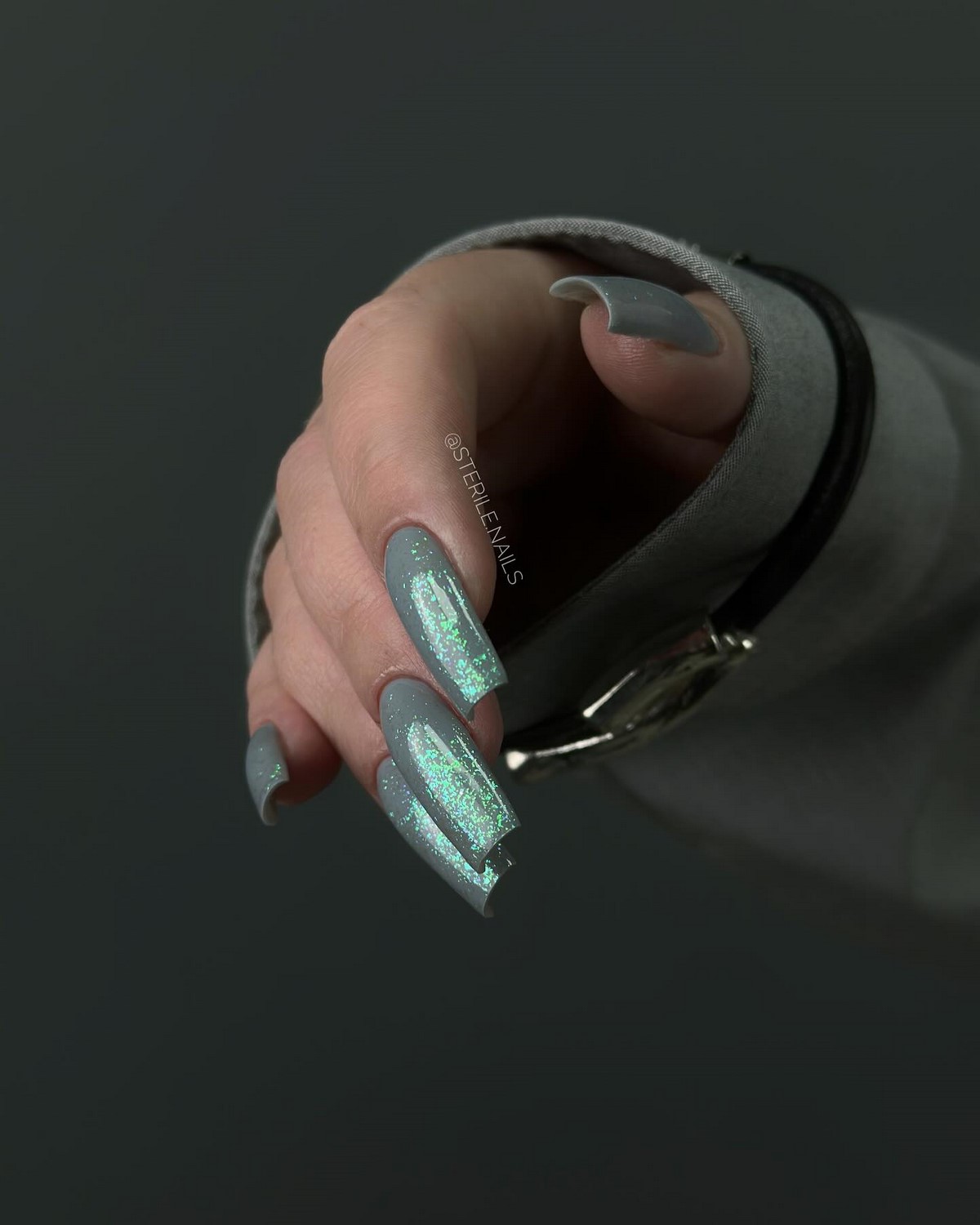 Модный маникюр в июле 2026: лучшие идеи для стильного лета