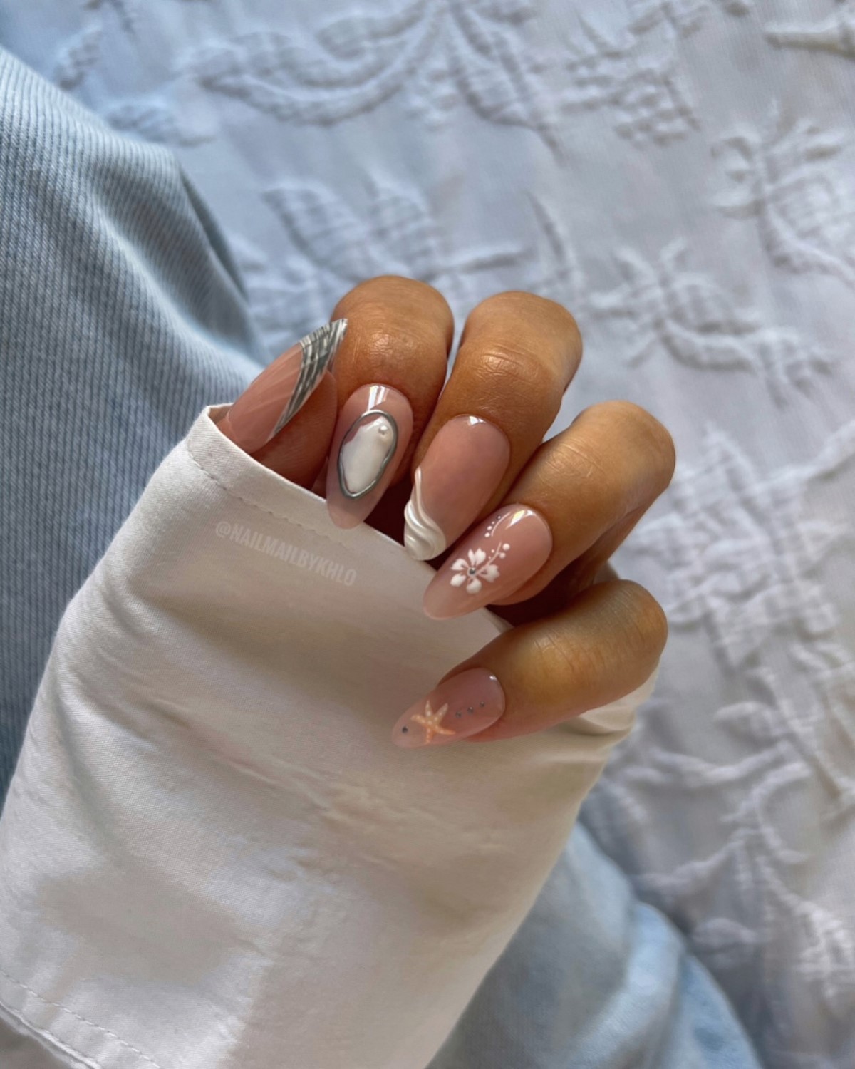 Какой маникюр будет в тренде осенью 2026 года