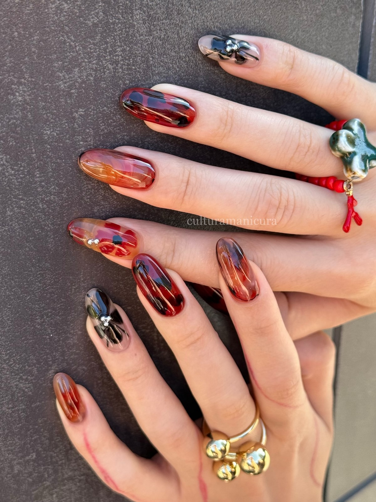 Модный осенний маникюр на октябрь 2026: изучаем сезонные тренды