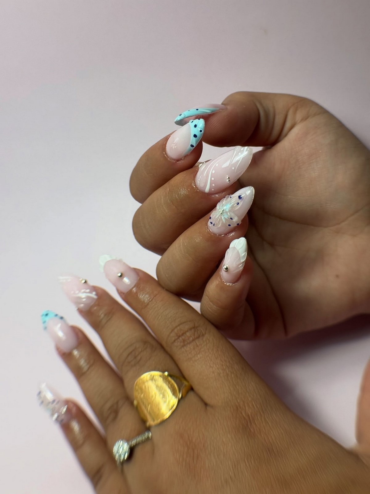 Какой маникюр будет в тренде осенью 2026 года