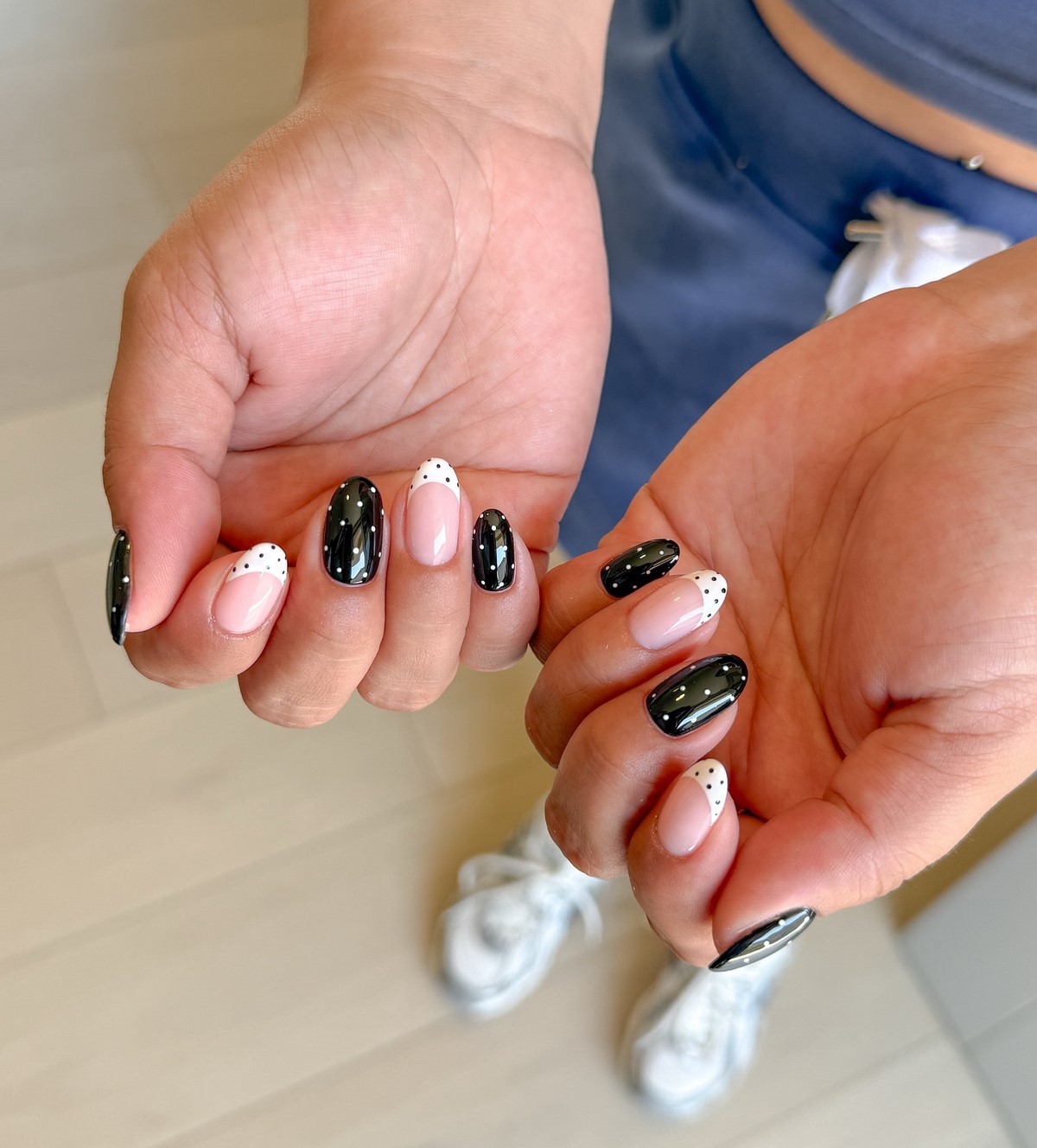 Какой маникюр будет в тренде осенью 2026 года