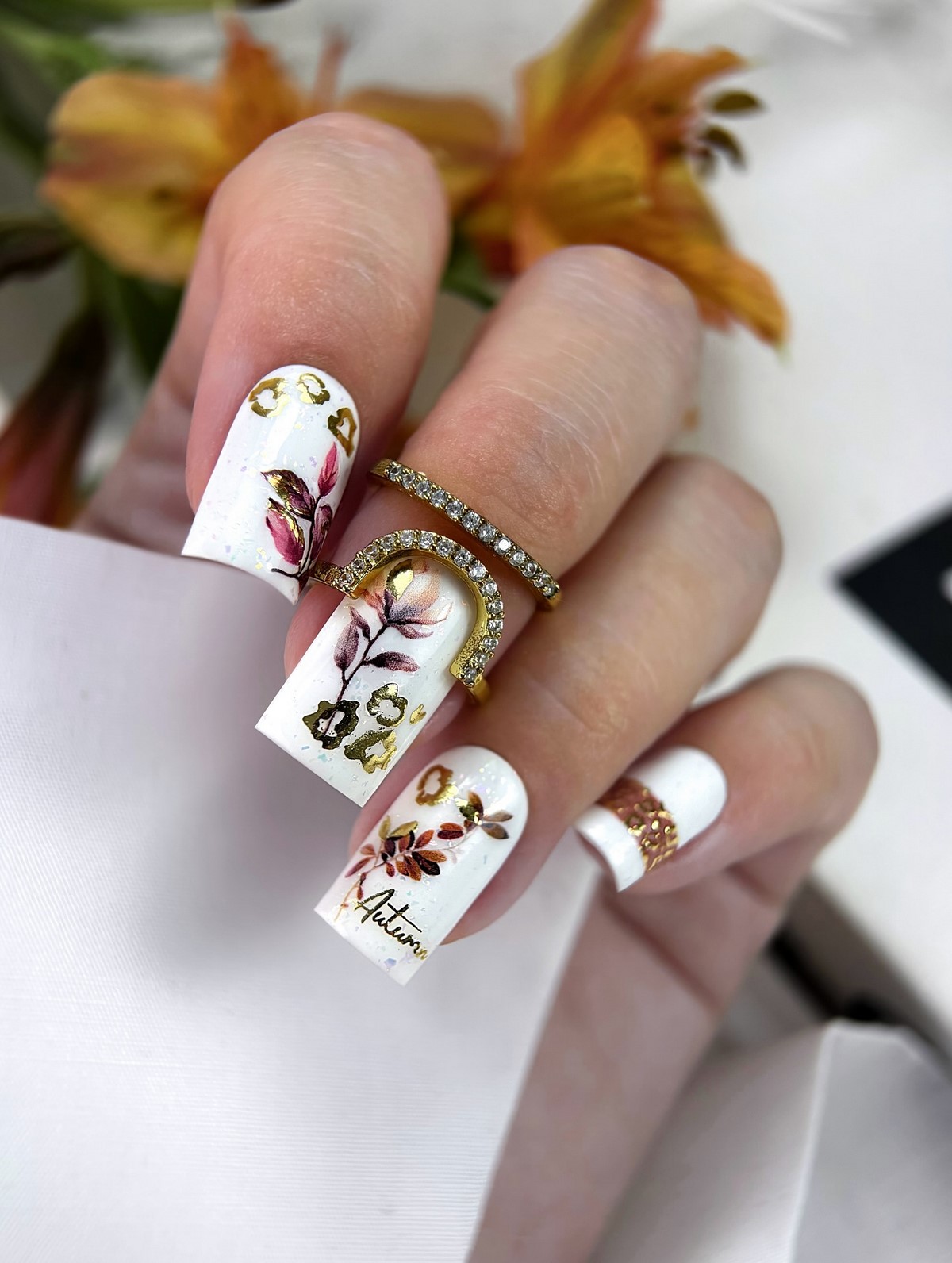 Модный осенний маникюр на октябрь 2026: изучаем сезонные тренды