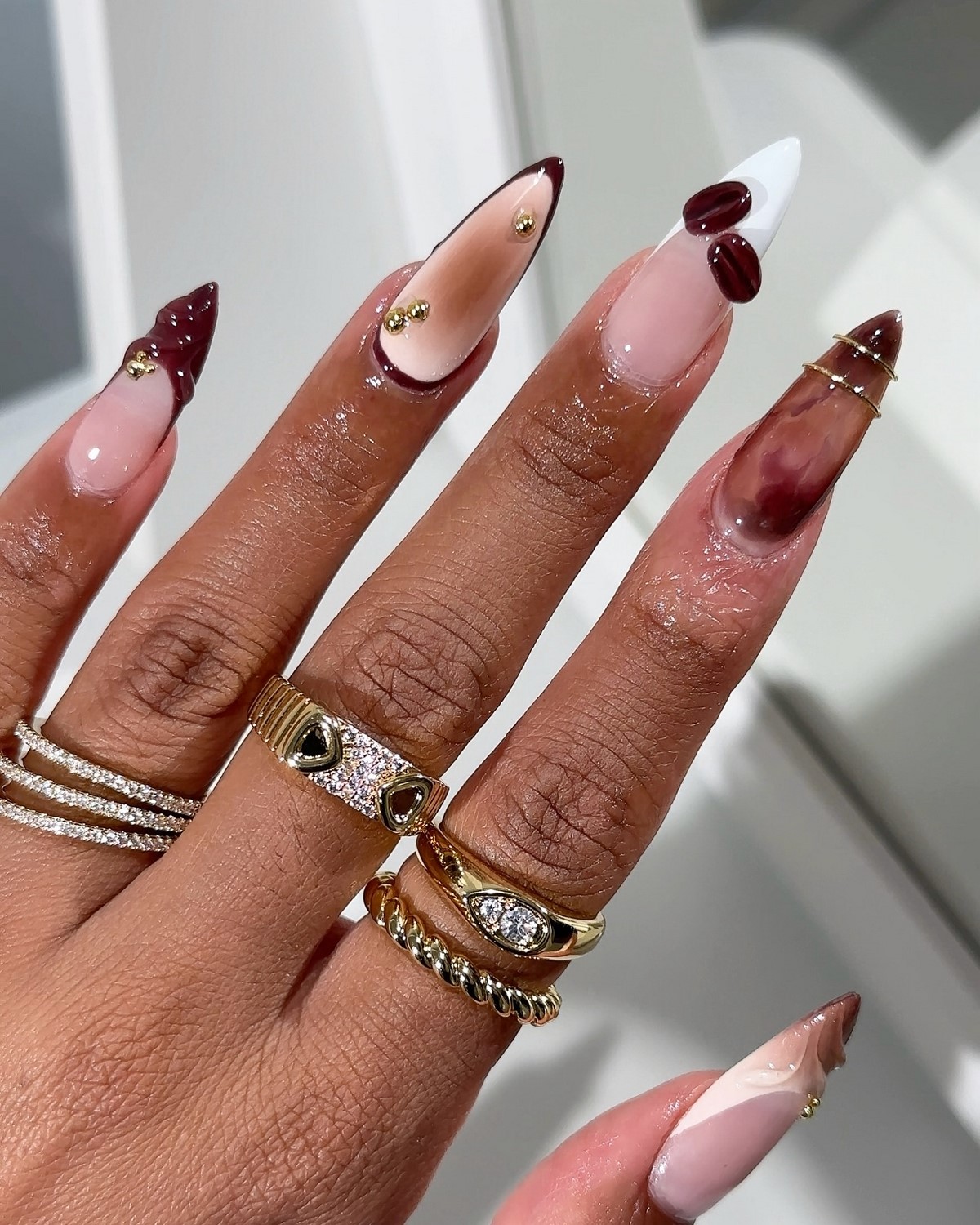 Модный осенний маникюр на октябрь 2026: изучаем сезонные тренды