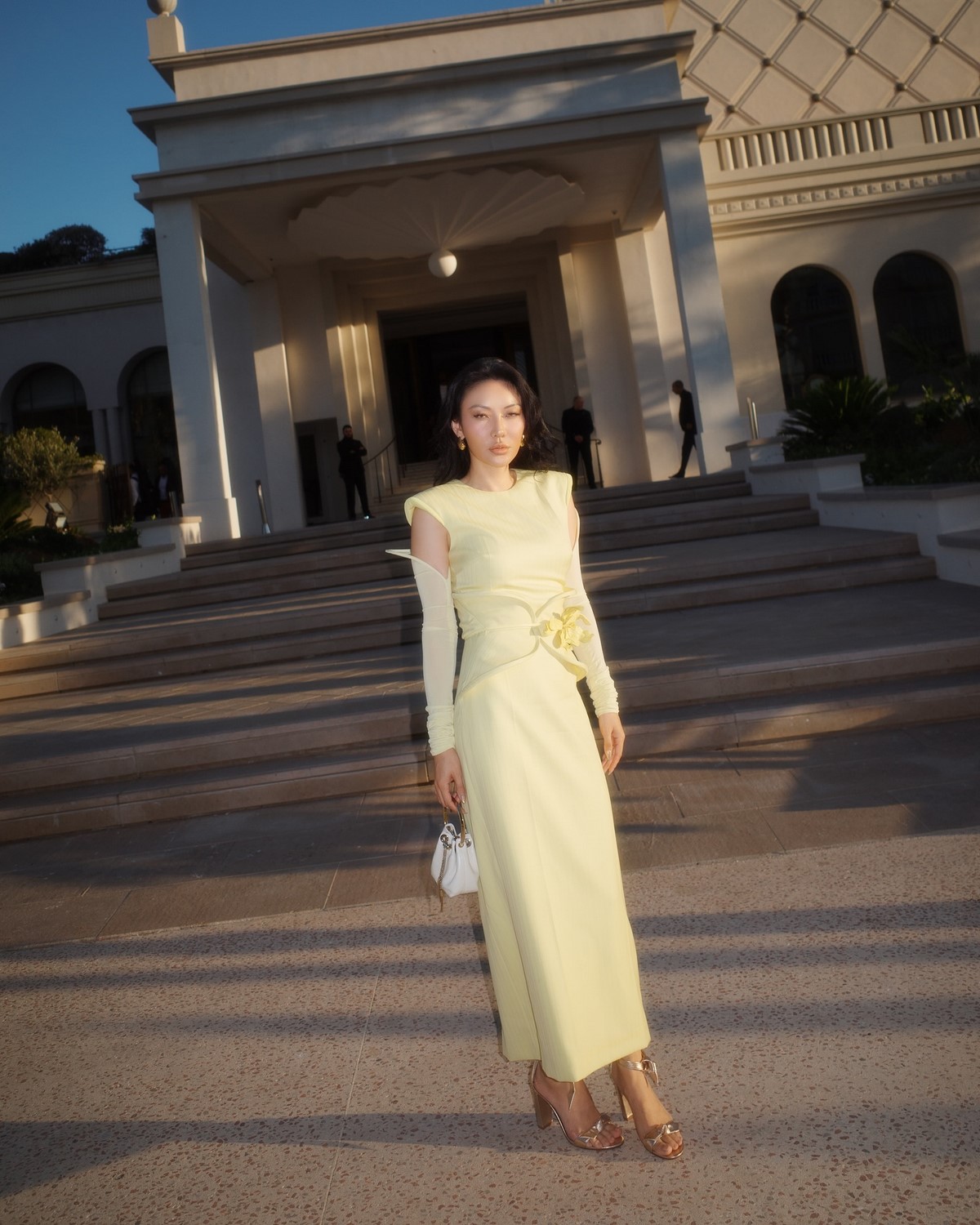 Топ новогодних образов 2027: модные идеи для встречи года