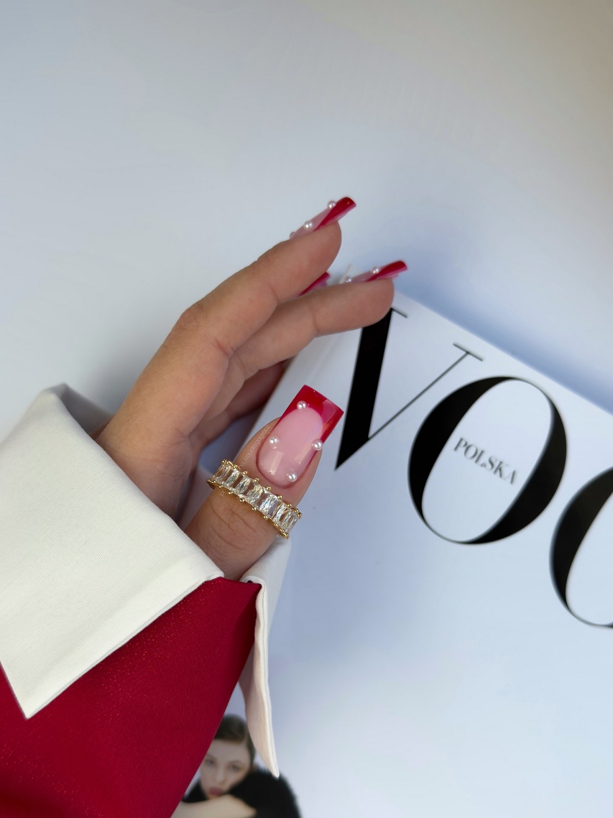 Самые красивые идеи зимнего маникюра на декабрь 2026