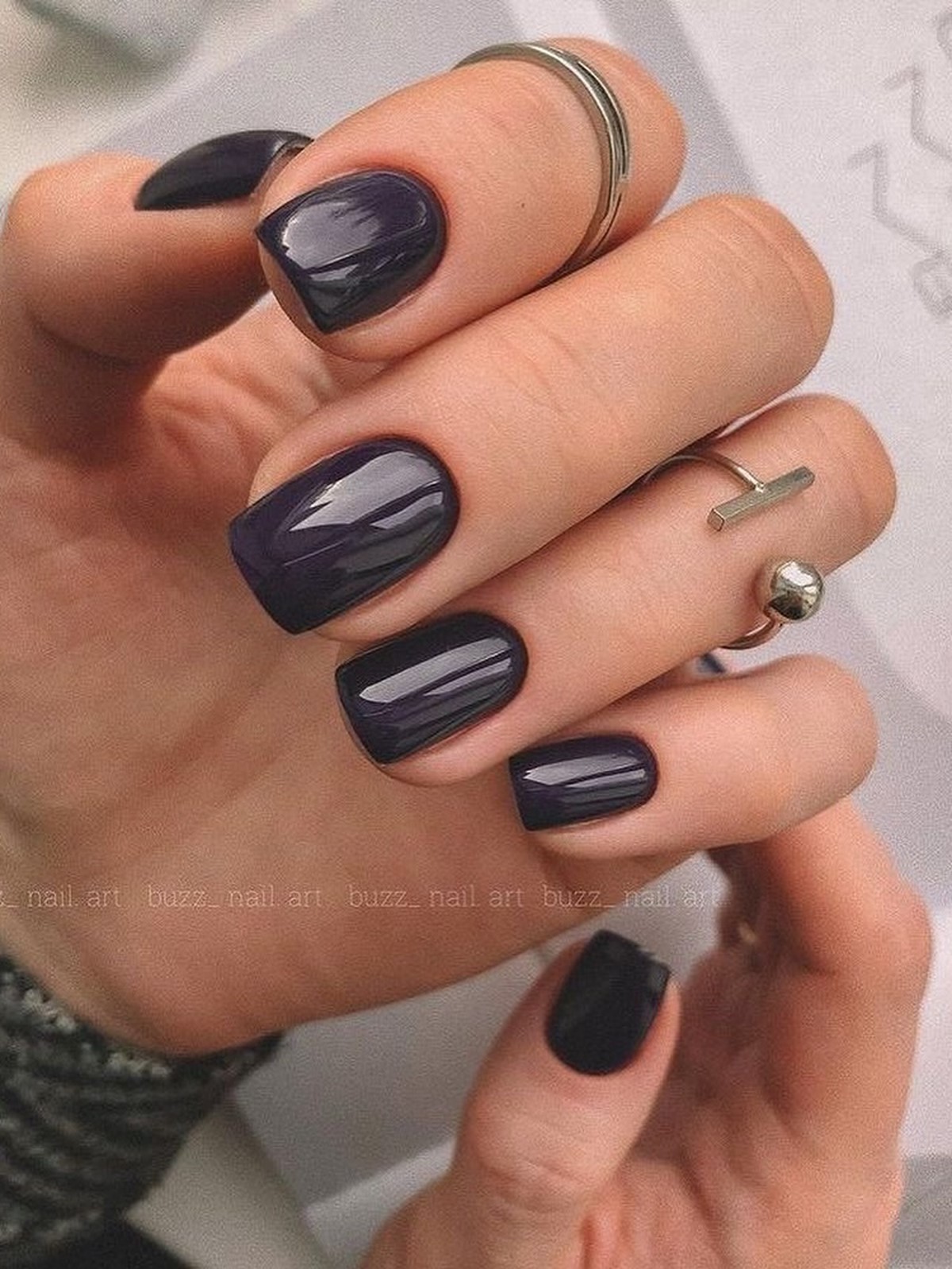 Самые красивые идеи зимнего маникюра на декабрь 2026