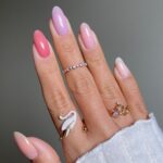 Маникюр апреля 2026: 6 оттенков, которые выглядят дороже пастели