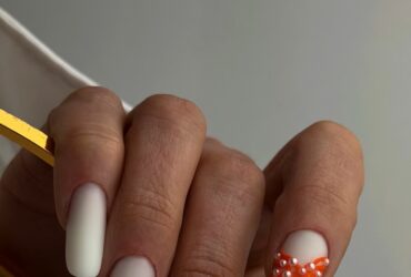 Маникюр 2026: чистый дизайн, который делает руки элегантнее