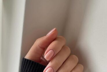 Маникюр весны 2026: какие оттенки заменяют красный