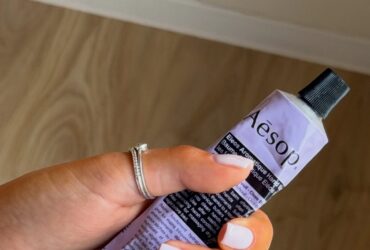 Маникюр весны 2026: оттенок, который заменяет дизайн