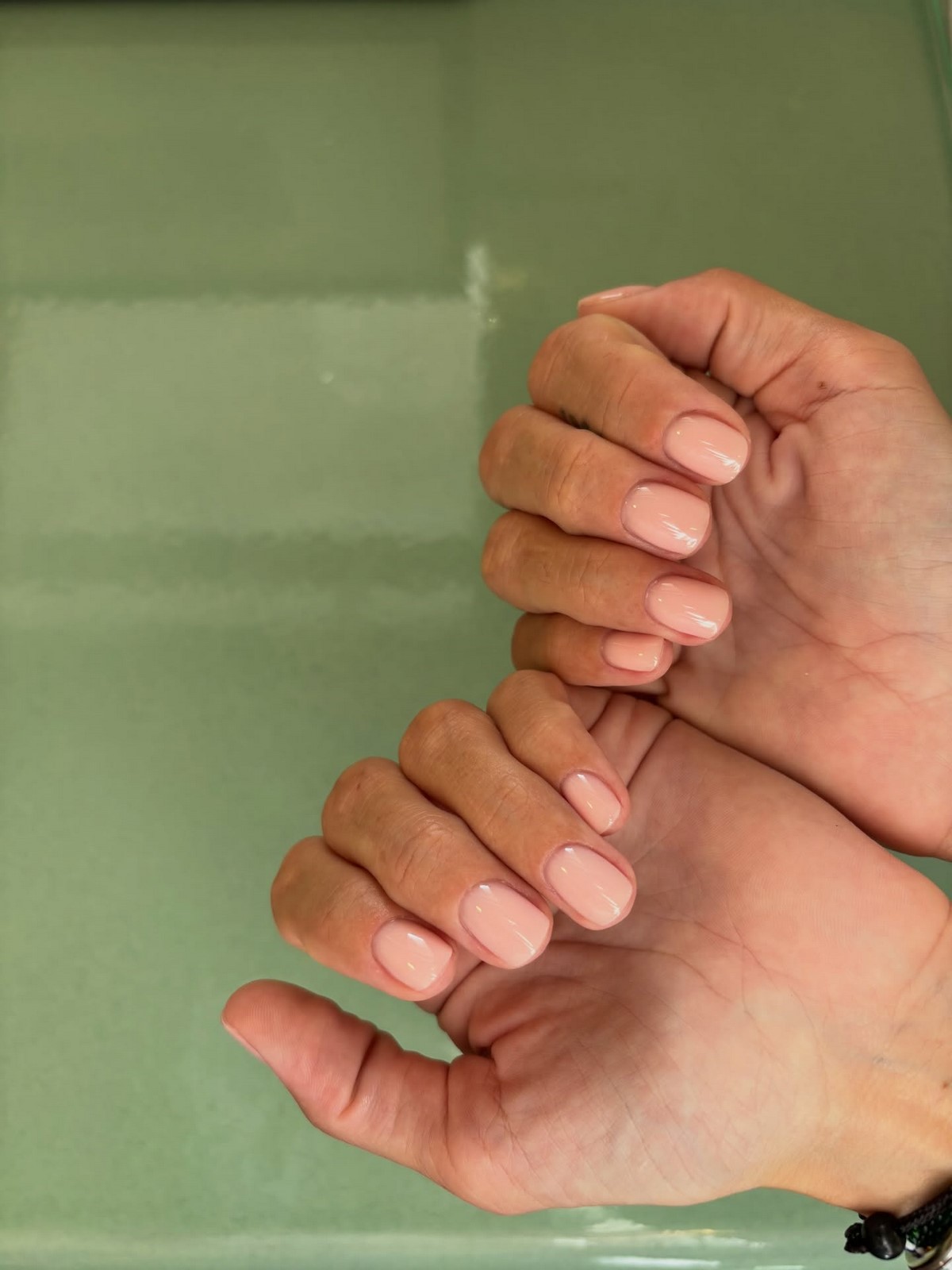 Мыльный маникюр весны 2026: эффект, который меняет все