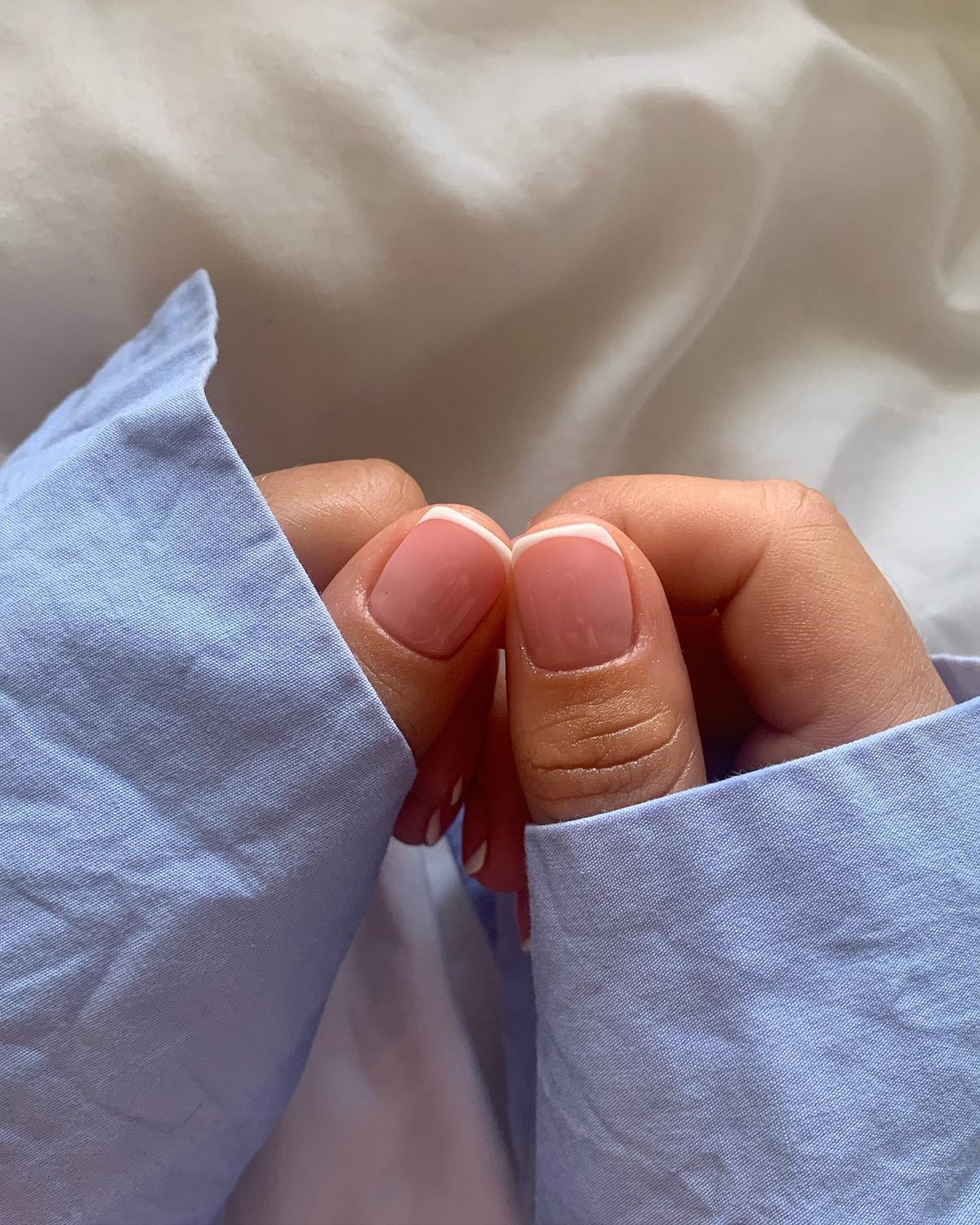 Микрофренч 2026: самый аккуратный маникюр, который выбирают