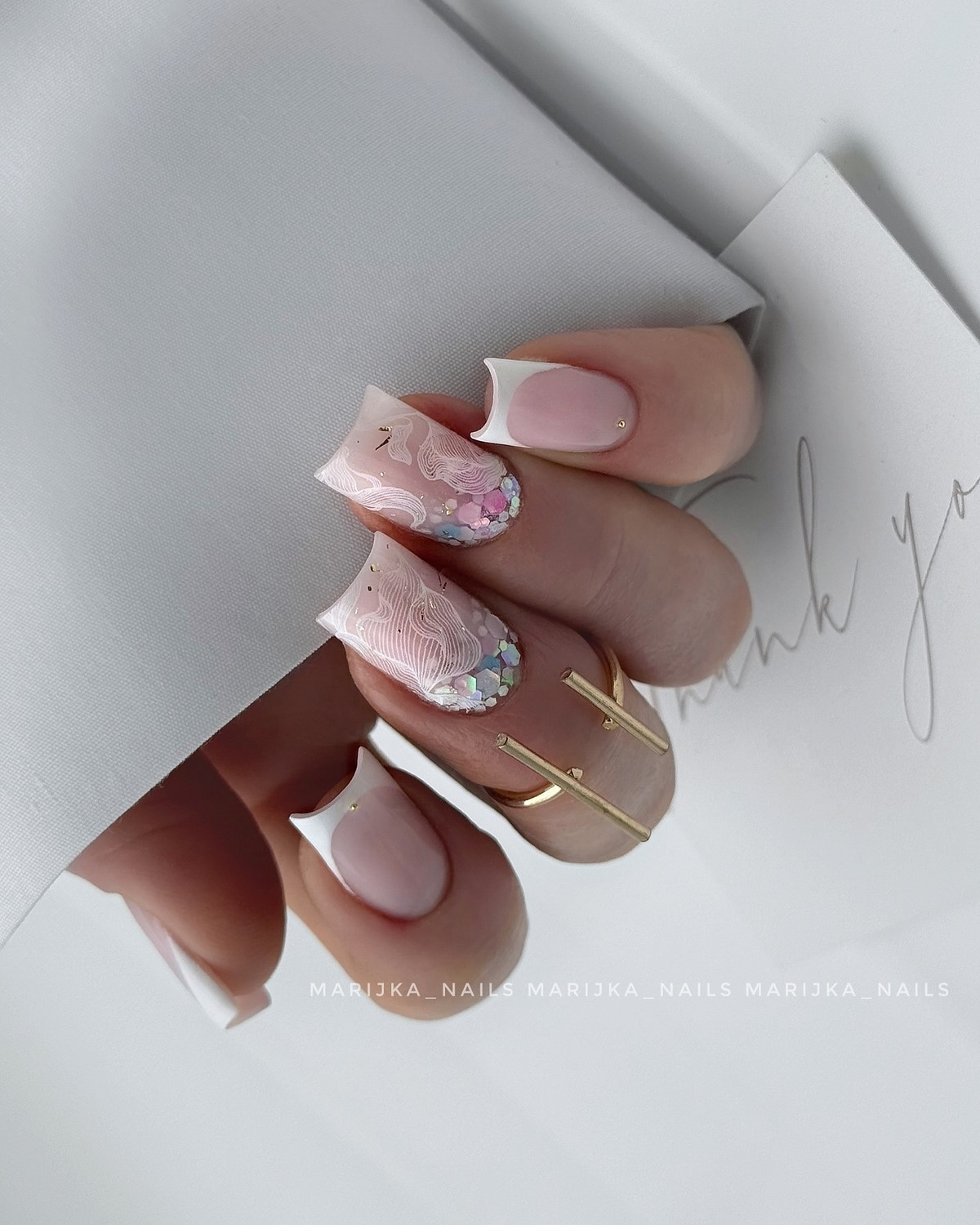 Пасхальный маникюр 2026: дизайны, которые портят даже идеальные руки