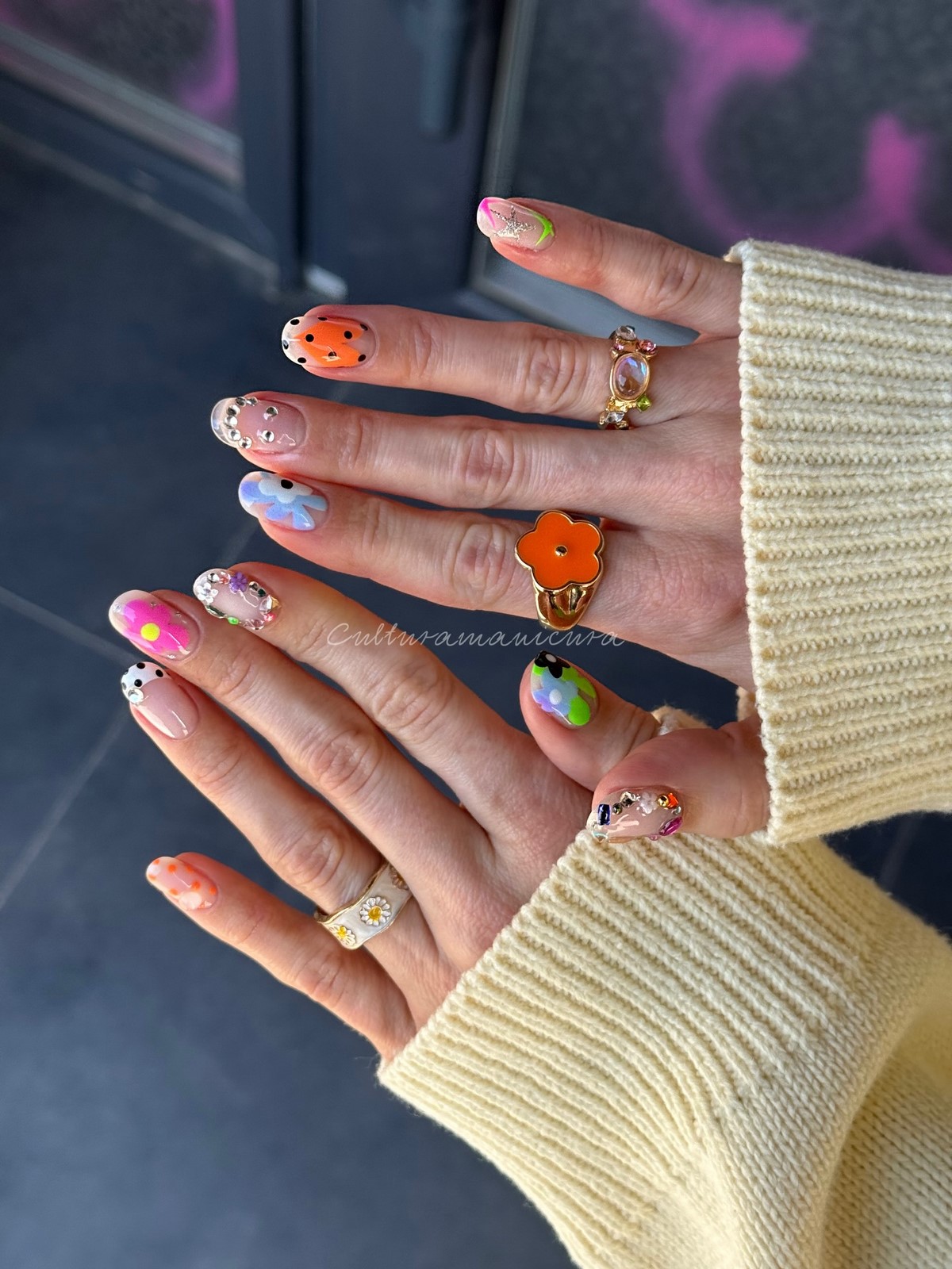 Пасхальный маникюр 2026: дизайны, которые портят даже идеальные руки