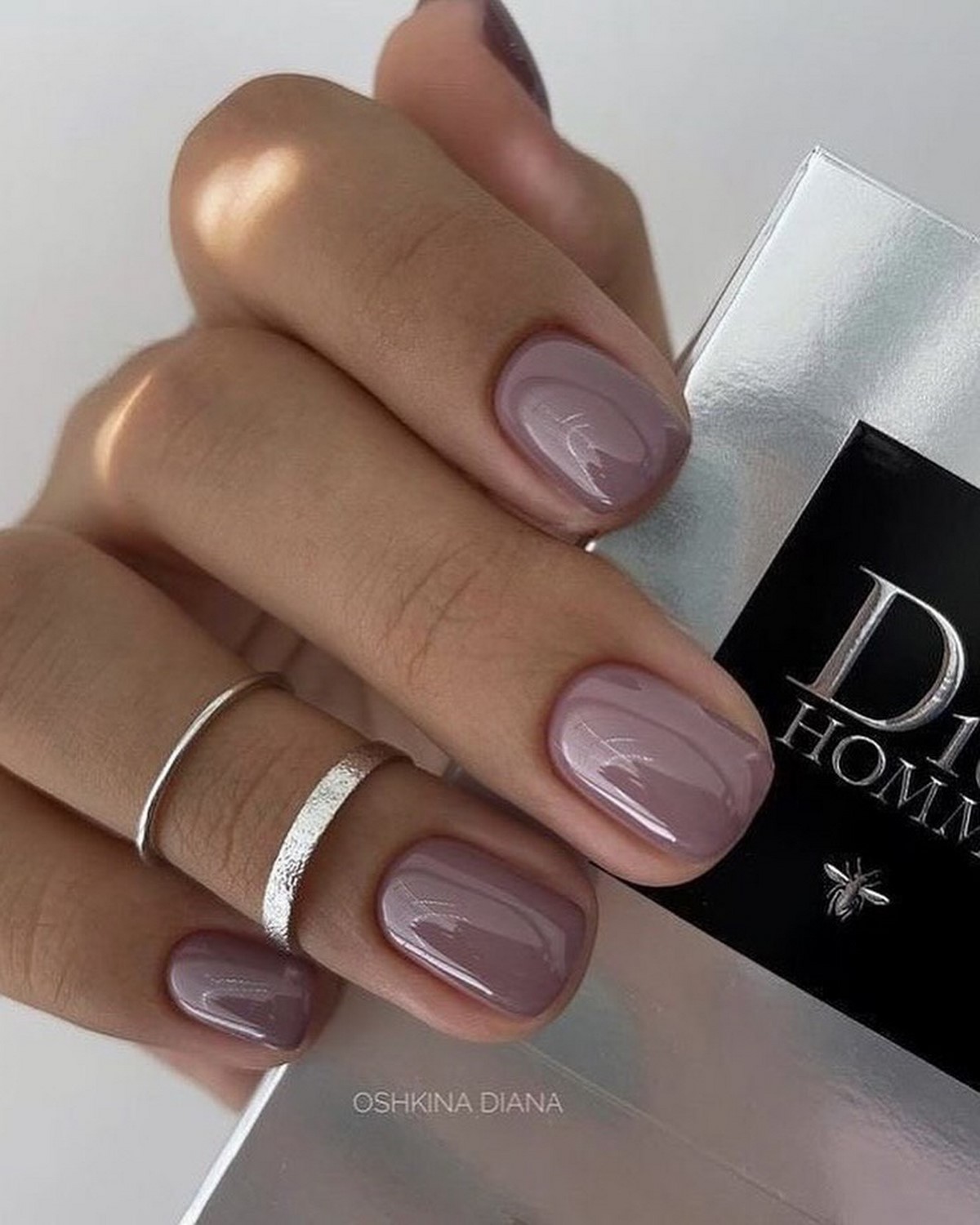 Маникюр весны 2026: какие оттенки заменяют красный