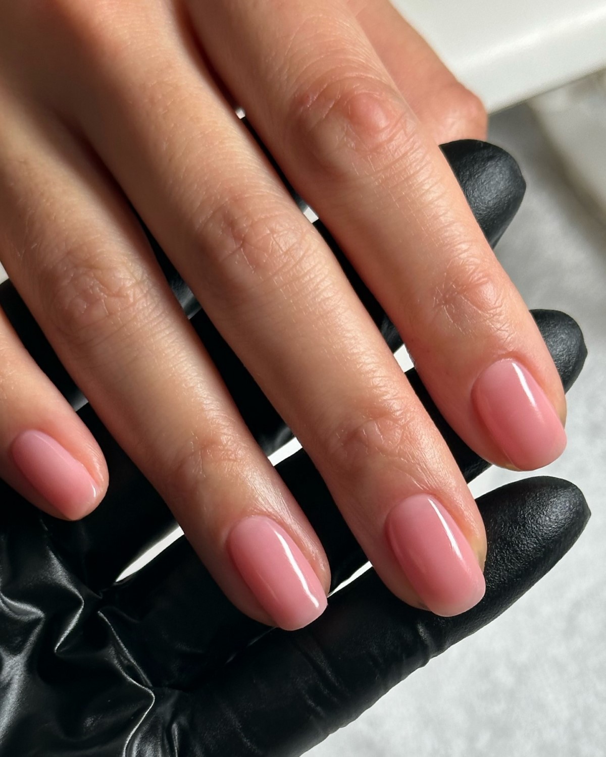 Эти цвета сейчас выбирают чаще всего — и вот почему