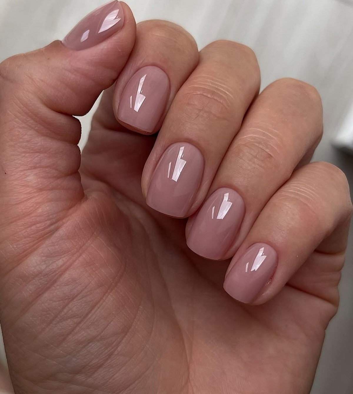 Эти цвета сейчас выбирают чаще всего — и вот почему