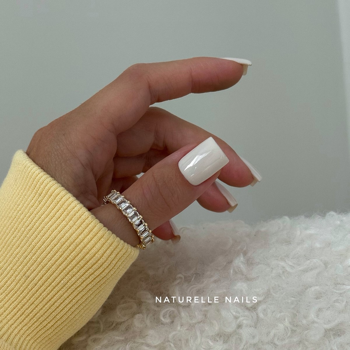 Маникюр апреля 2026: 6 оттенков, которые выглядят дороже пастели