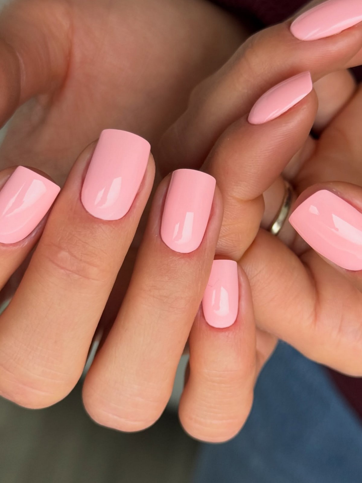 Маникюр весны 2026: оттенки, которые вытесняют беж