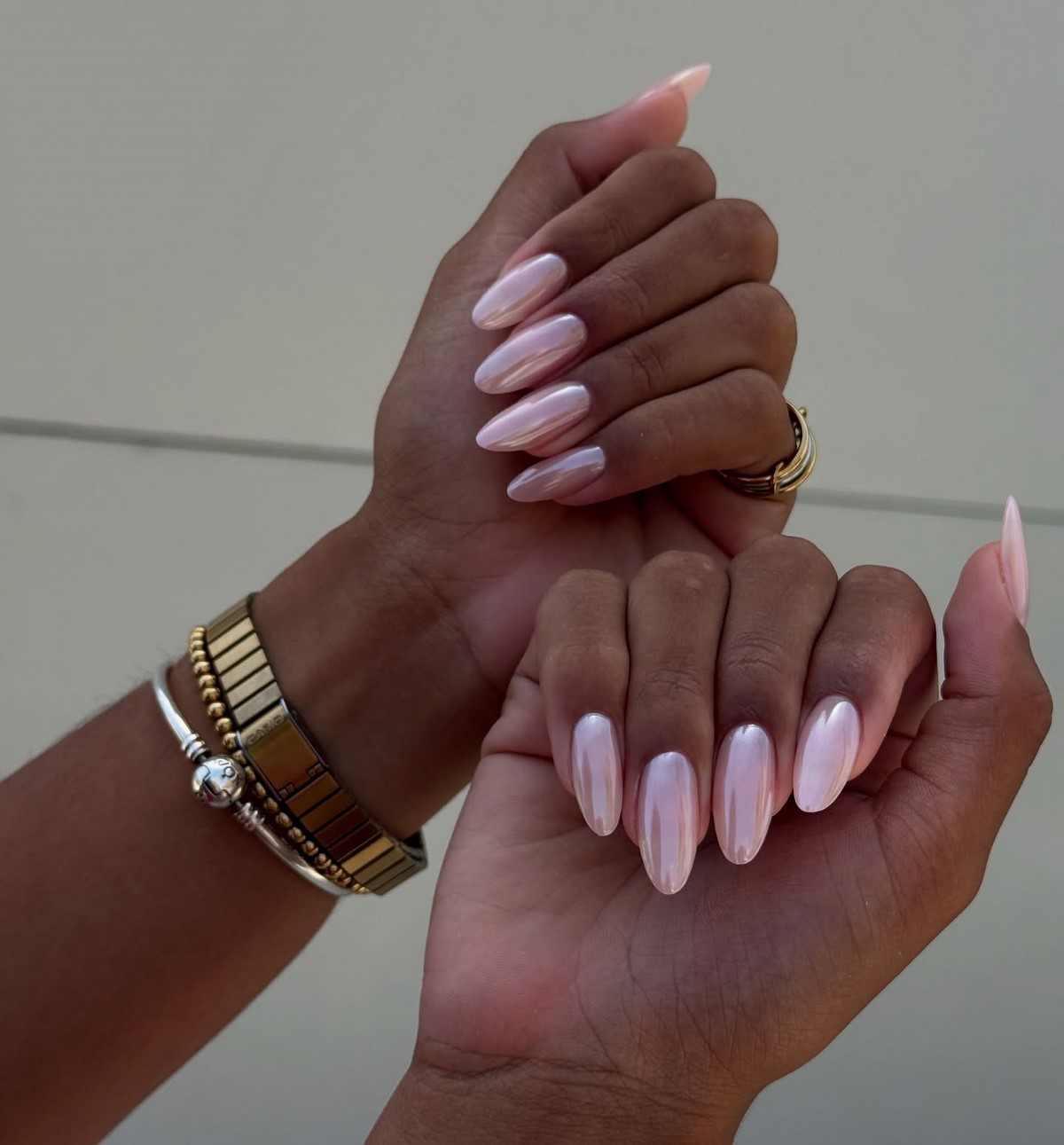 Маникюр весны 2026: какие оттенки заменяют красный