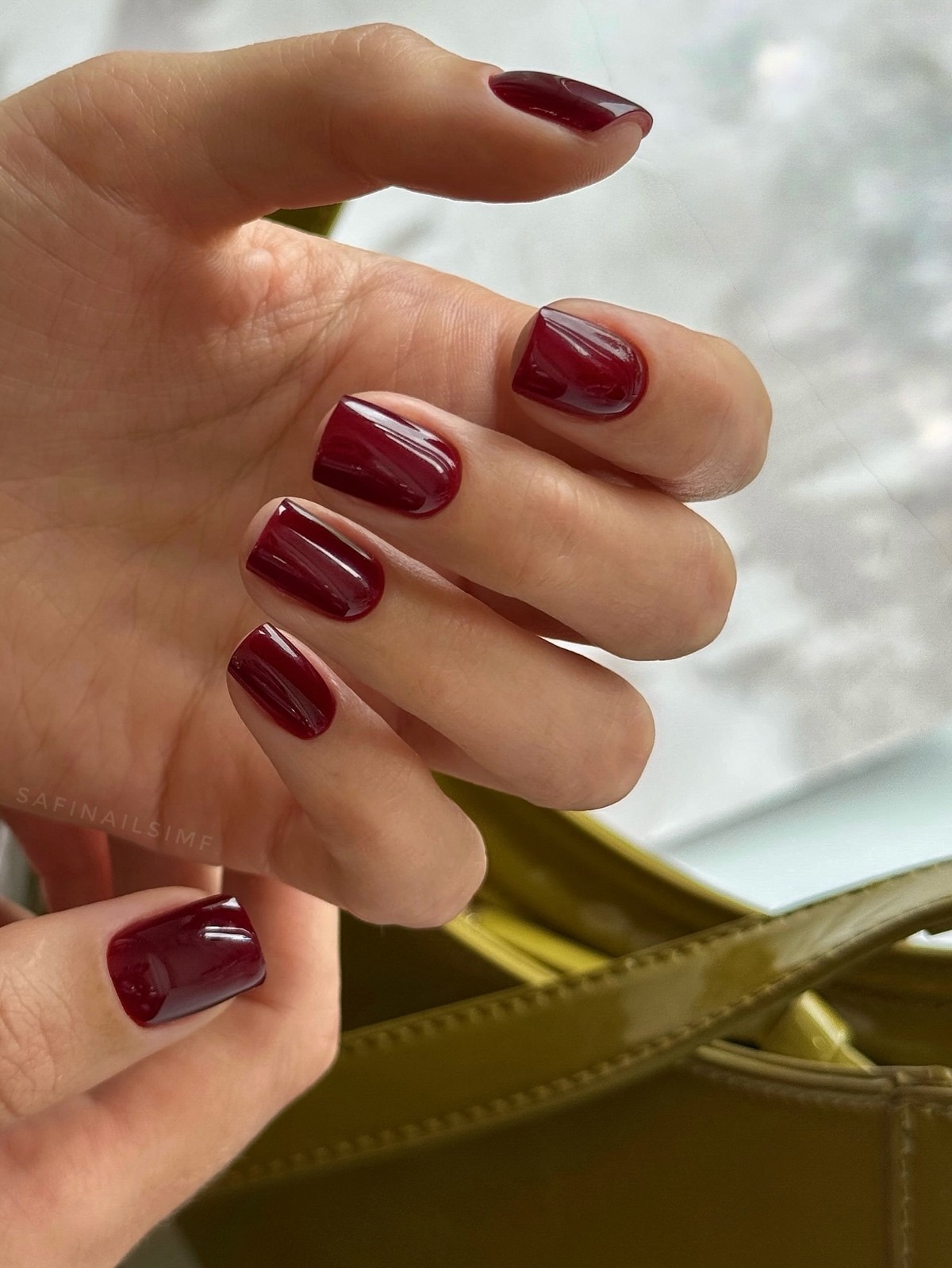 Маникюр весны 2026: какие оттенки заменяют красный