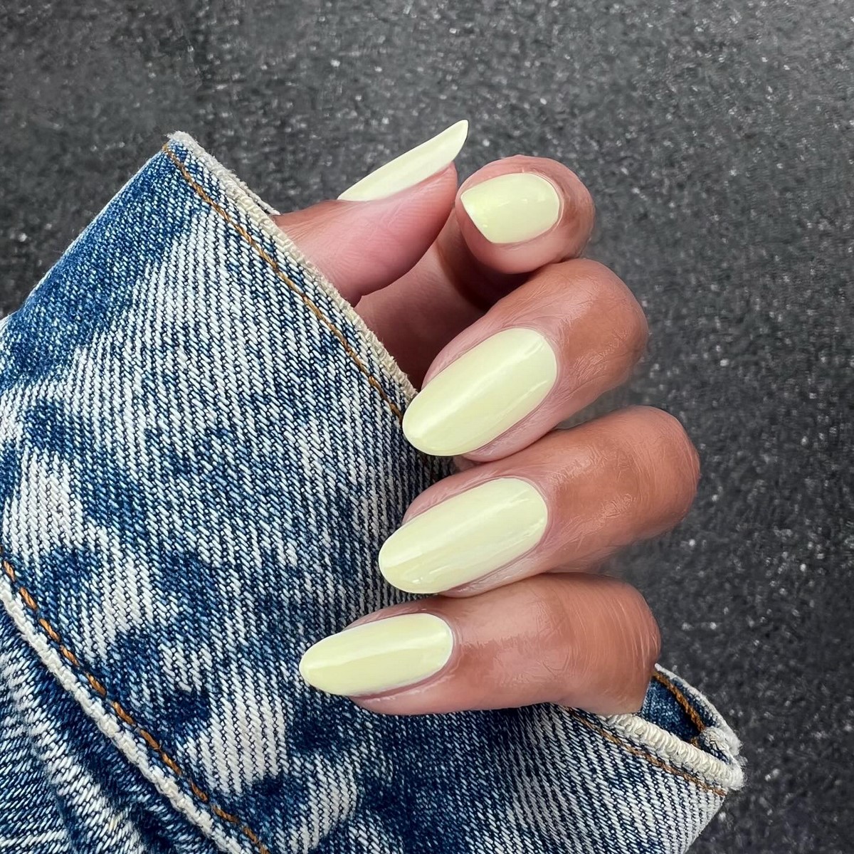 Маникюр весны 2026: какие оттенки заменяют красный