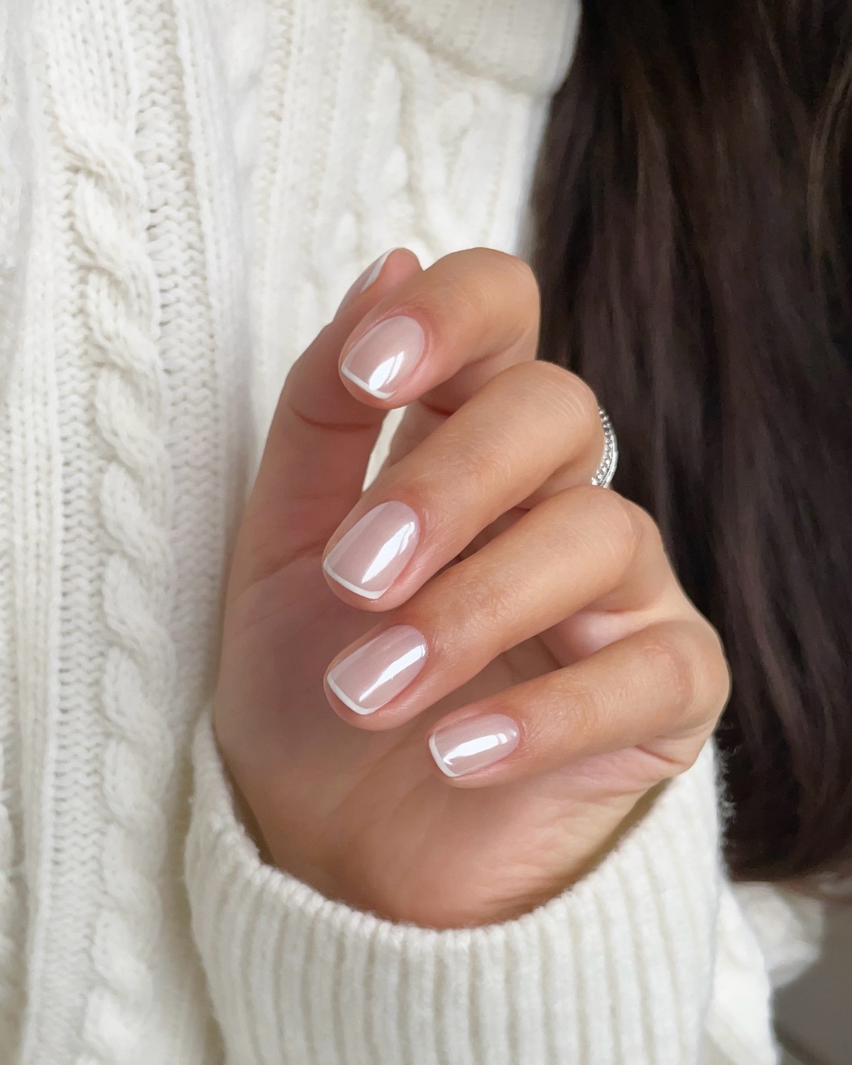 Микрофренч 2026: самый аккуратный маникюр, который выбирают