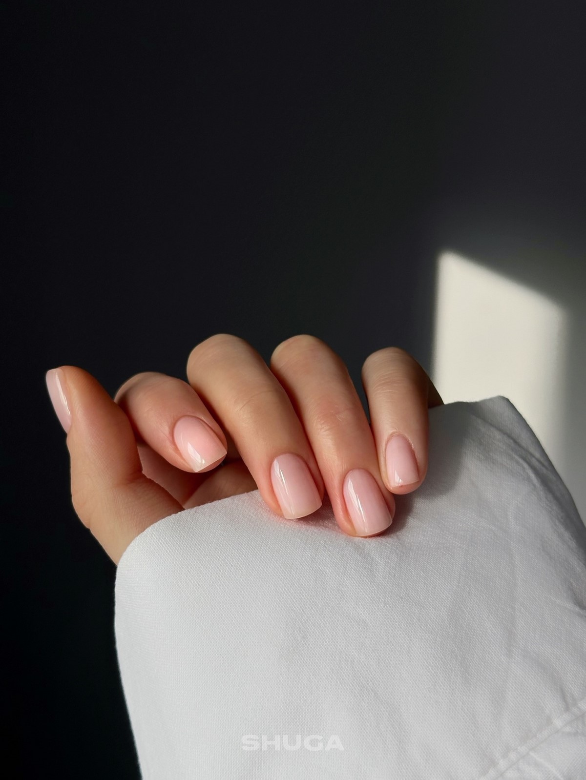 Мыльный маникюр весны 2026: эффект, который меняет все