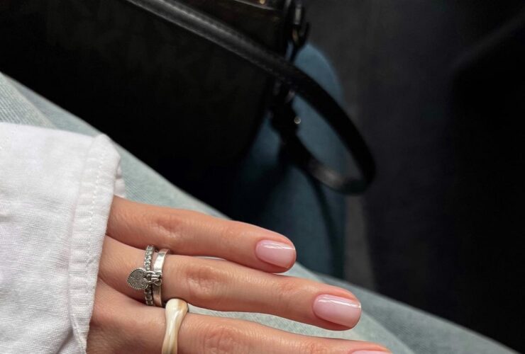 Маникюр, который выглядит аккуратно без усилий и всегда уместен