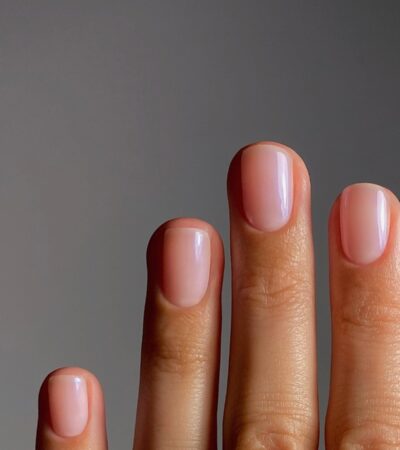 Маникюр, который выглядит аккуратно и дорого без дизайна