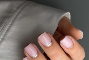 Маникюр на короткие ногти: простой вариант на каждый день