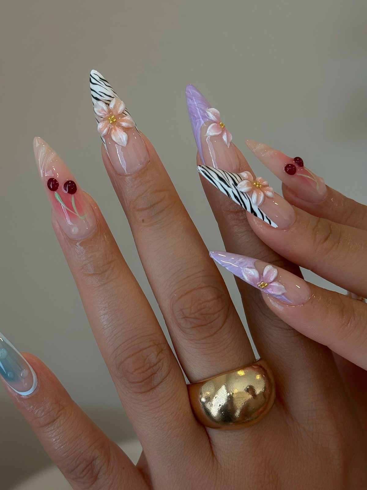 Маникюр 2026: какие детали делают дизайн дешевым