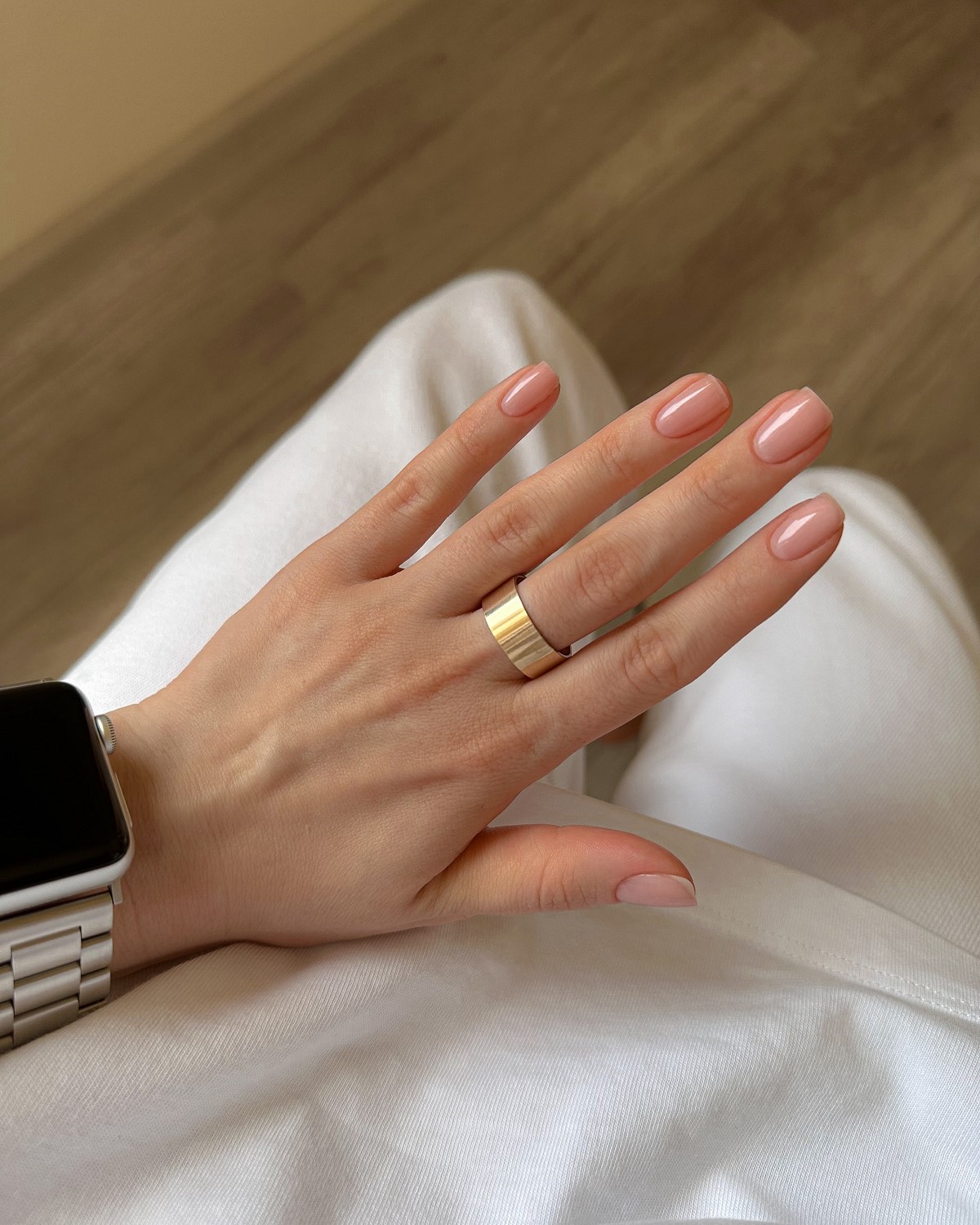 Маникюр, который выглядит аккуратно и дорого без дизайна