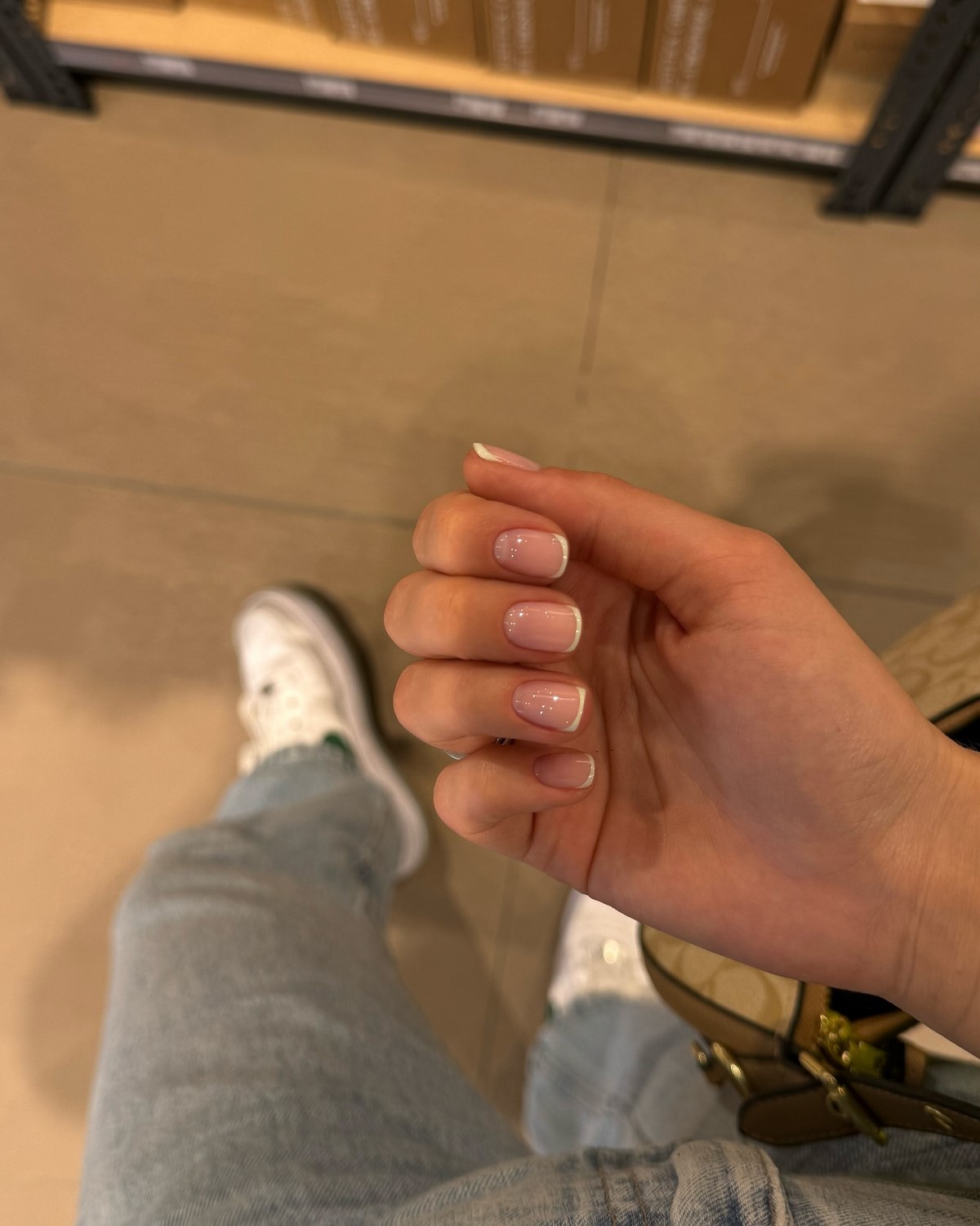 Тонкий френч 2026: как изменился привычный маникюр
