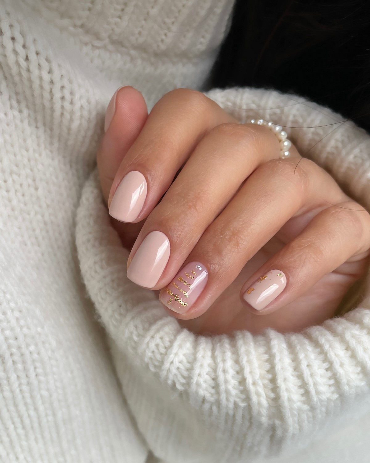 Маникюр, который выглядит аккуратно и дорого без дизайна