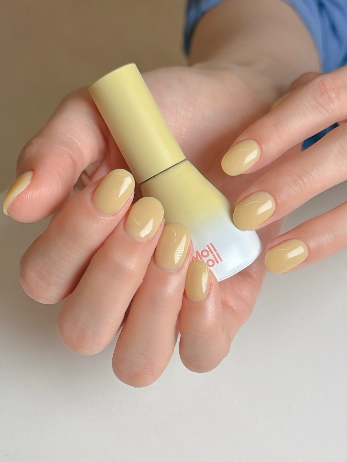 Маникюр на короткие ногти: простой вариант на каждый день