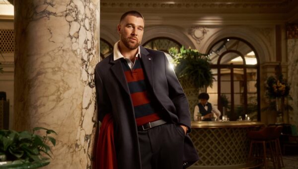 Трэвис Келси стал главным героем Tommy Hilfiger — рядом Джиджи Хадид и JISOO